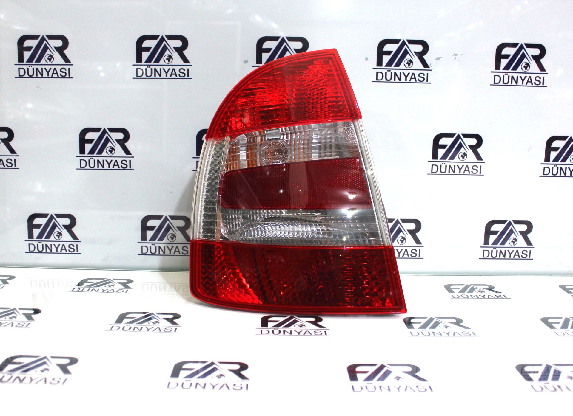 SKODA SUPERB MAKYAJLI SOL STOP 02-08 ORIJINAL SIFIR 3U5945111A