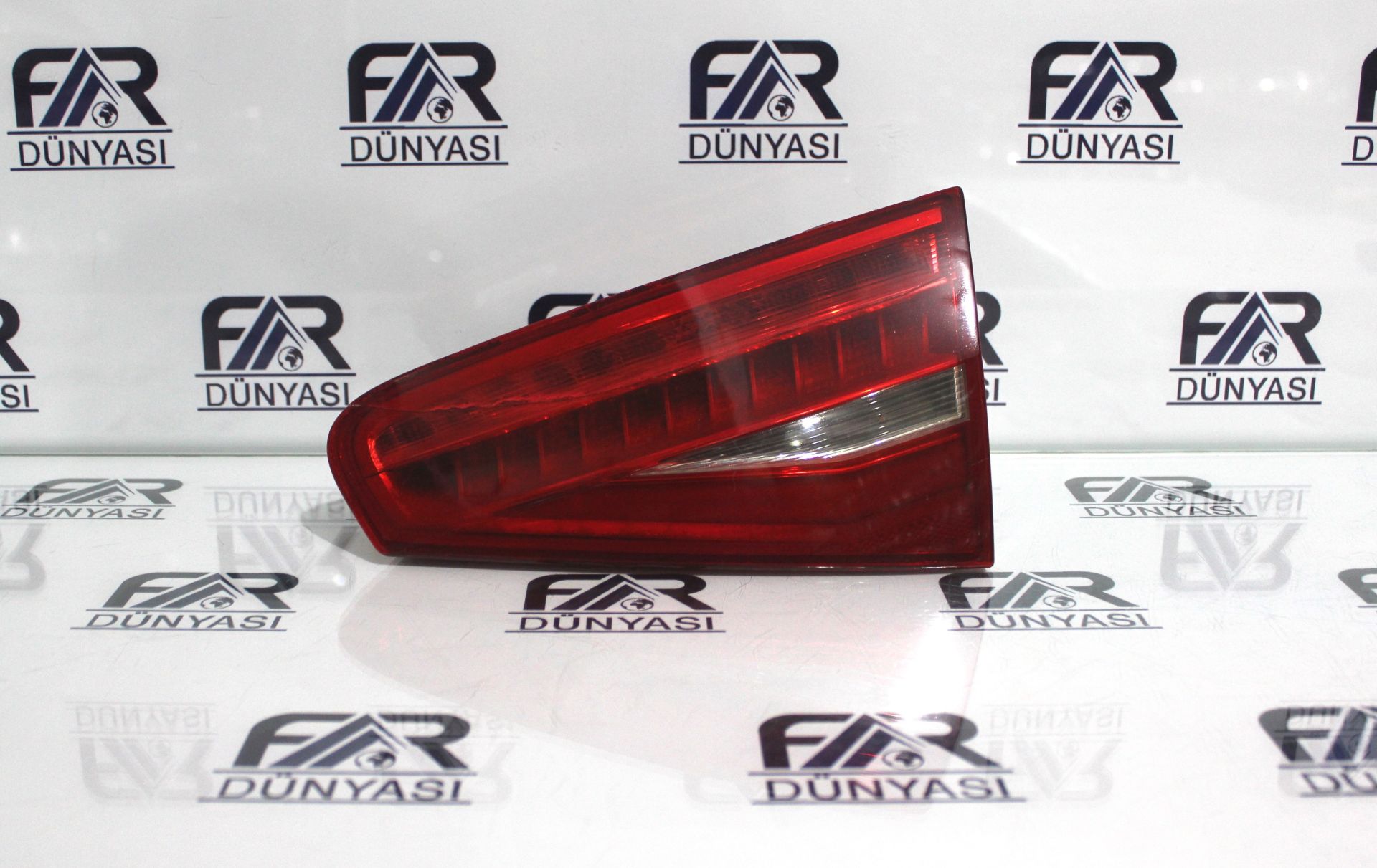 AUDI A4 B8 LED SAG IC STOP 13-15 ORIJINAL CIKMA 8K5945094AC