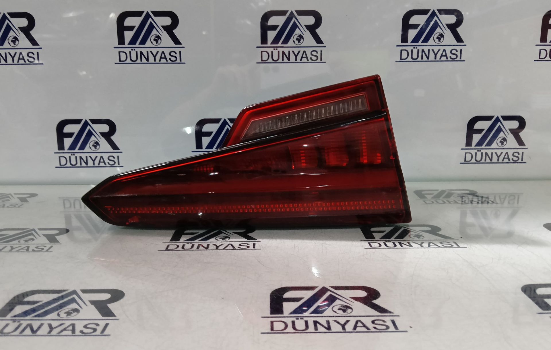 AUDI A4 B9 LED SOL IC STOP 15-19 ORIJINAL CIKMA 8W5945093G