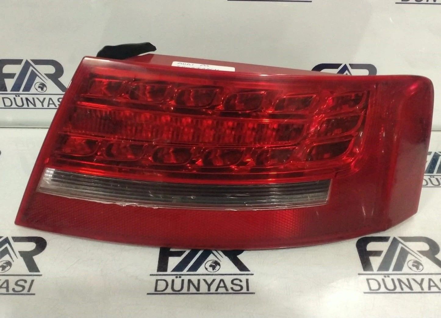 AUDI A5 SPORTBACK LED SAG DIS STOP 08-12 ORIJINAL CIKMA 8T8945096D