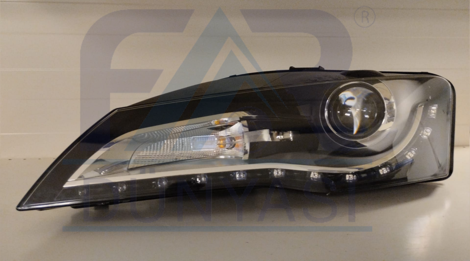 AUDI R8 SOL FAR 07-15 ORIJINAL SIFIR 420941029R 1307022738 711307022738
