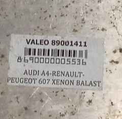 AUDI A4  XENON BALAST FAR BEYNİ 89001411
