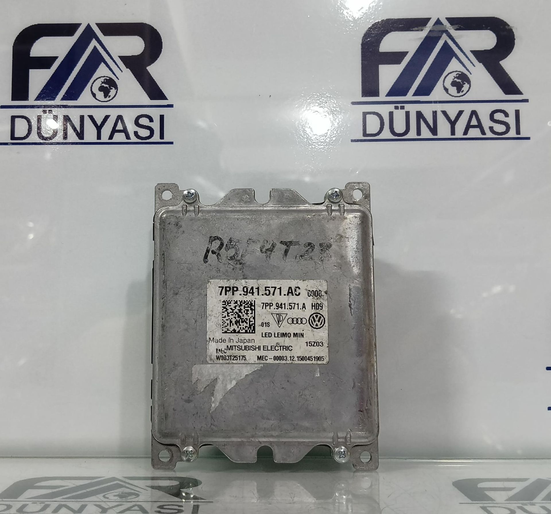AUDI A8 FAR BEYNİ 7PP941571A