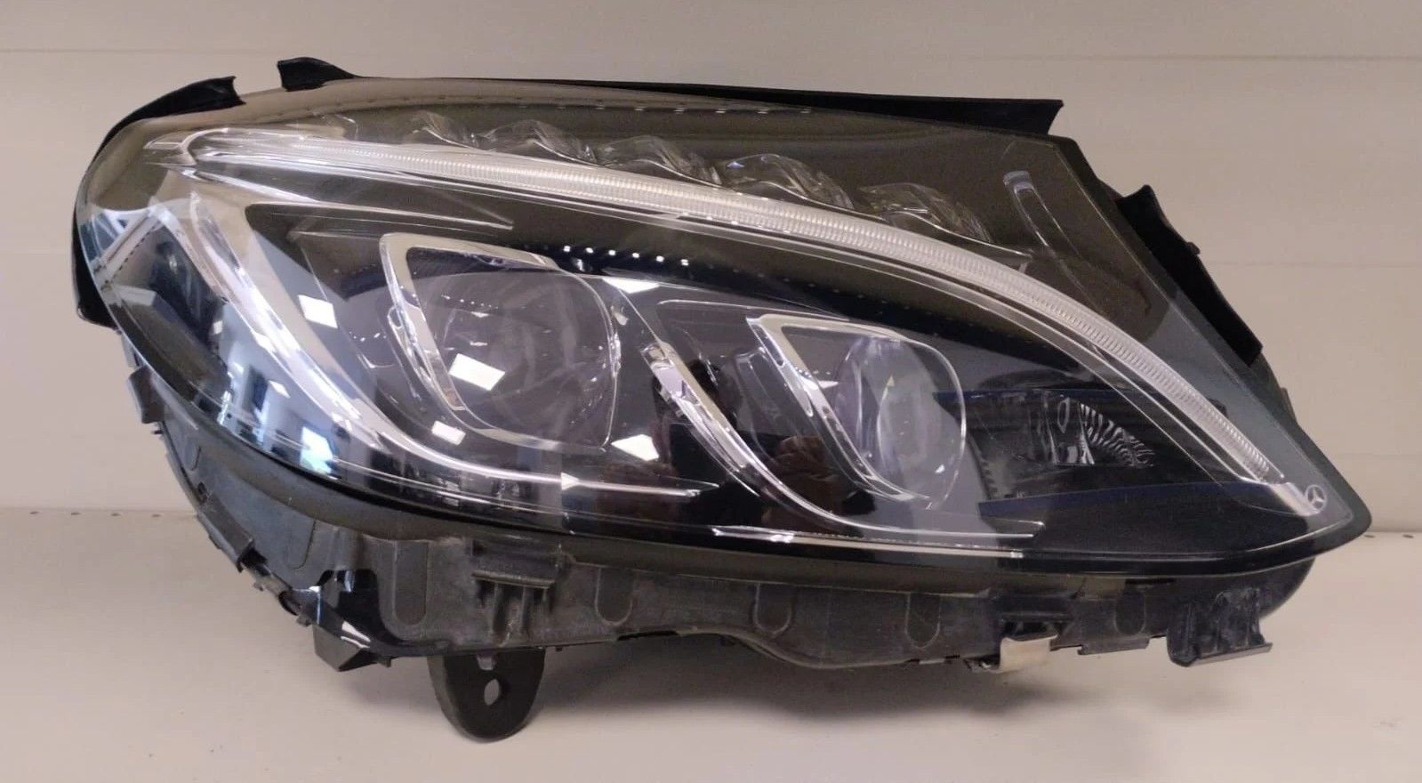 MERCEDES C CLASS W205 CIFT MERCEK SAG FAR 14-18 ORIJINAL CIKMA A2059068801