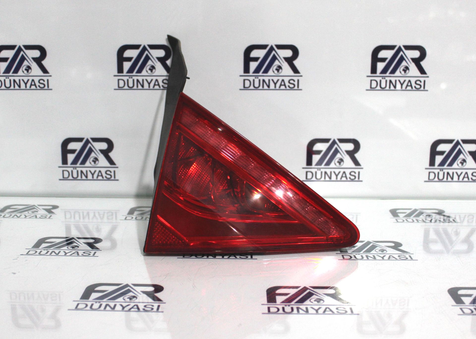 AUDI A7 C7 LED SOL IC STOP 10-14 ORIJINAL CIKMA 4G8945093