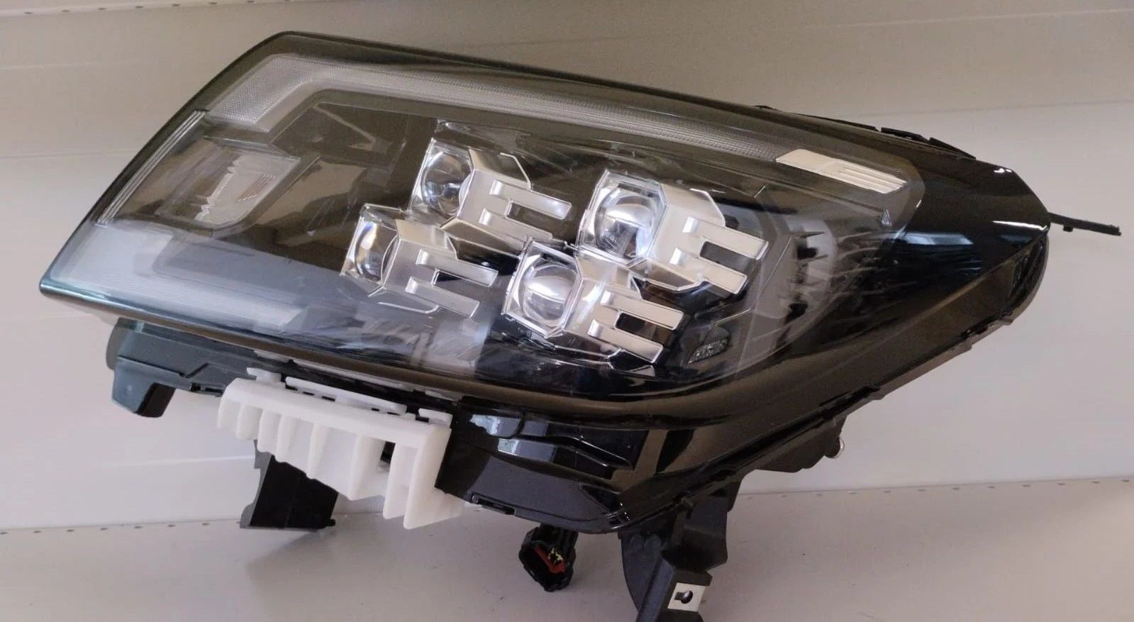NISSAN FRONTIER NP300 NAVARA LED SOL FAR 15-23 ORIJINAL CIKMA EN-NP300-DRL-HL