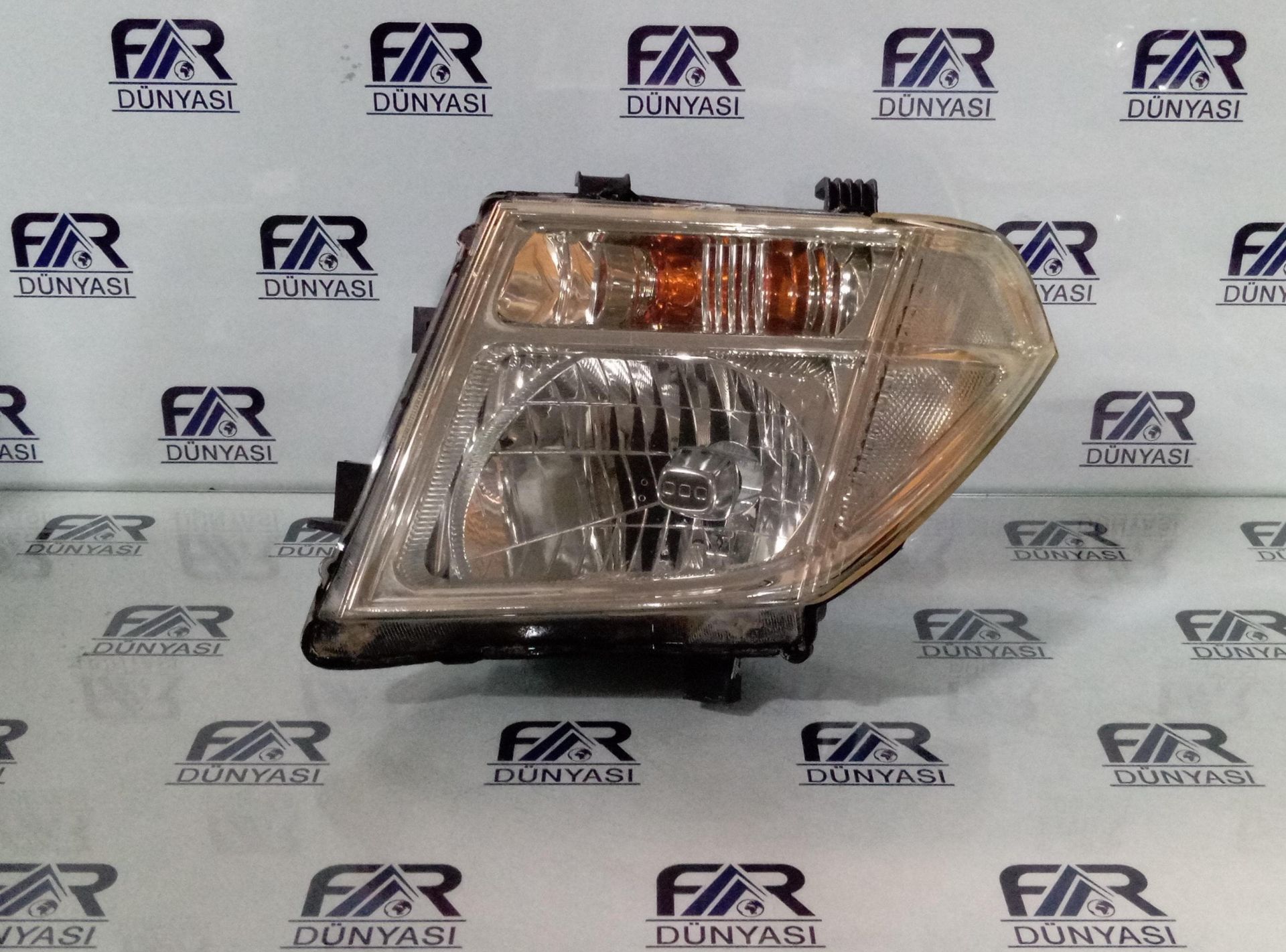 NISSAN FRONTIER D40 NAVARA SOL FAR 06-14 ORIJINAL CIKMA 26060EB71A