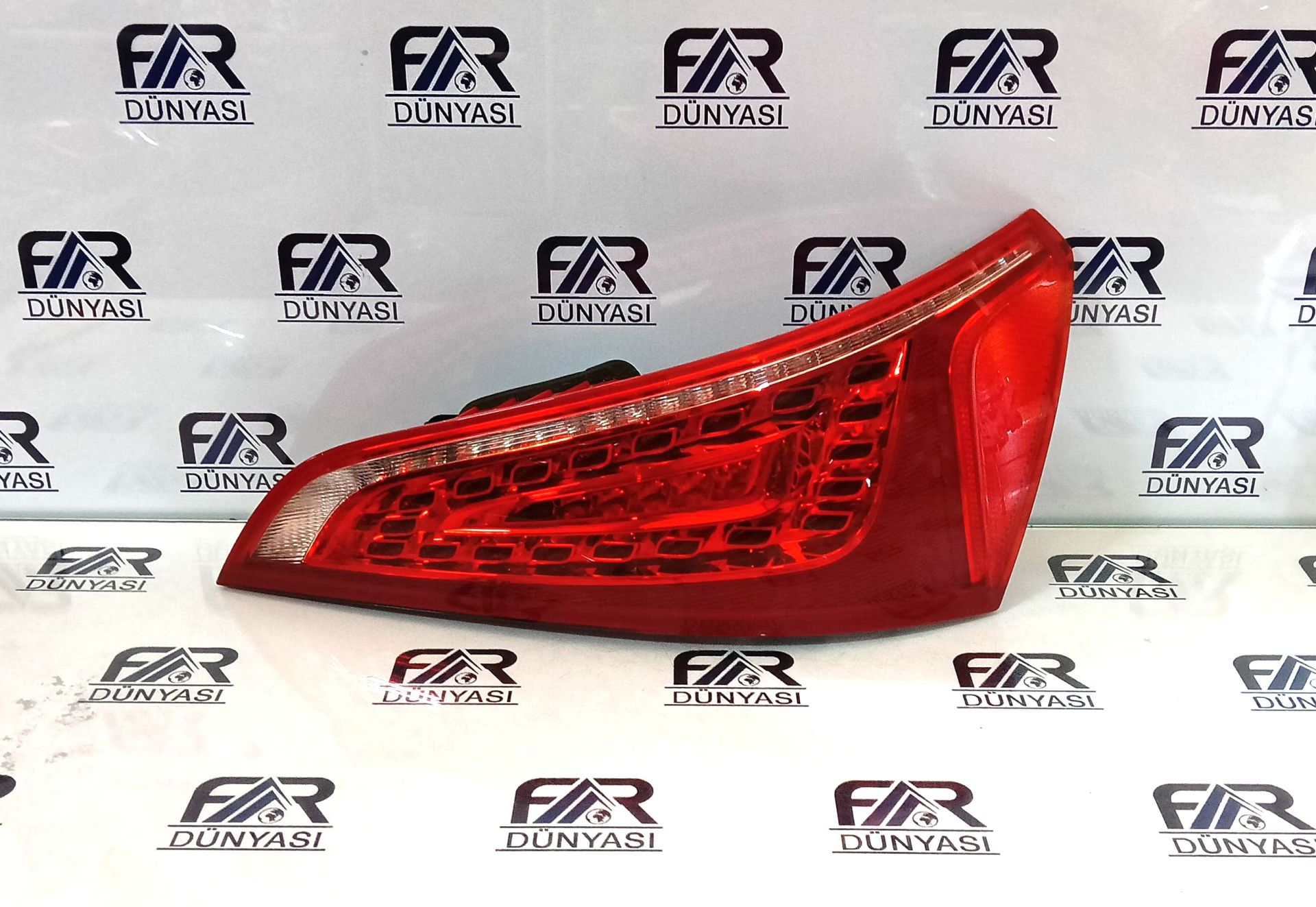 AUDI Q5 LED SAG STOP 09-12 ORIJINAL SIFIR 8R0945094A