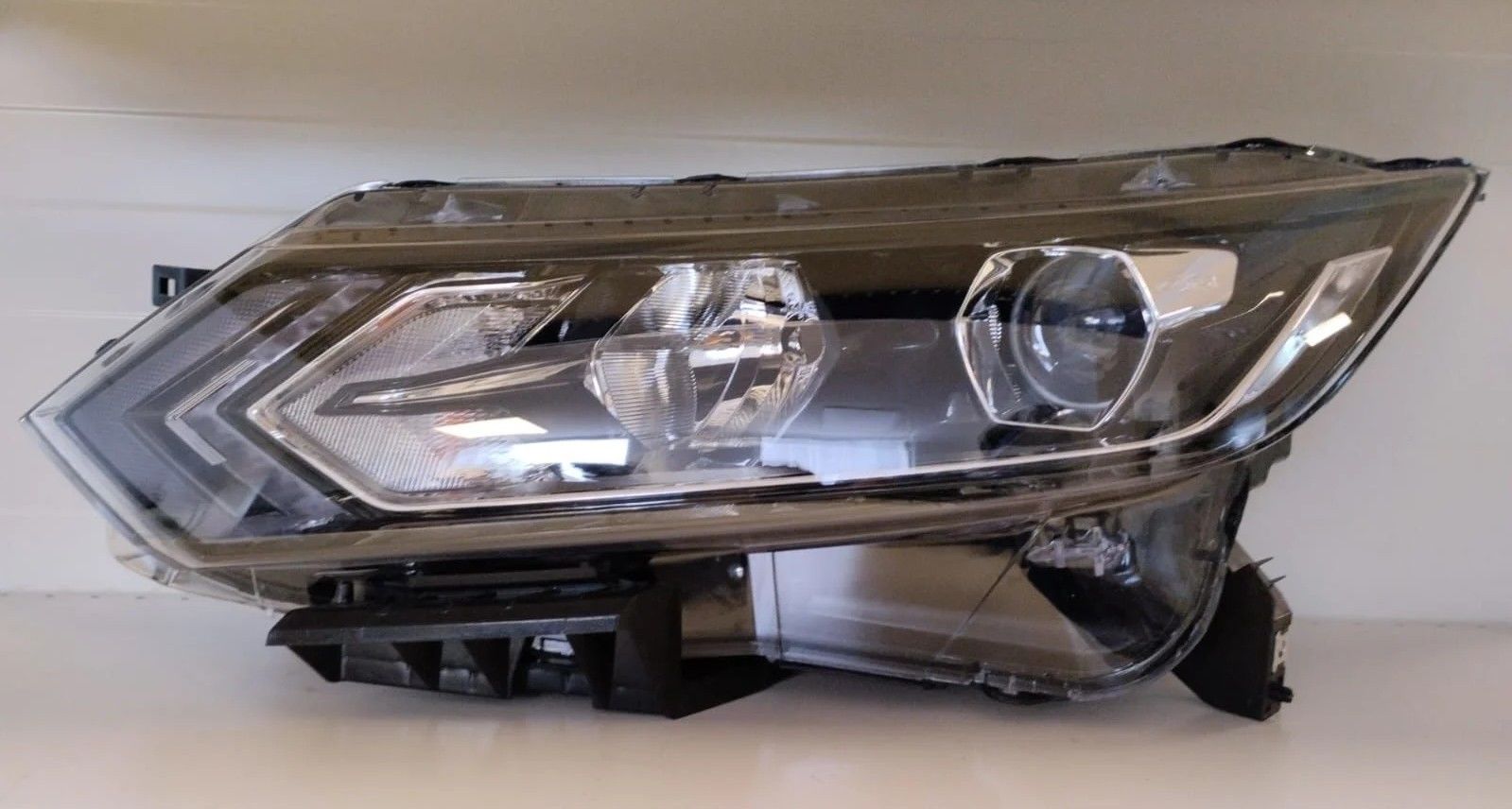NISSAN QASHQAI J11 SOL FAR 17-22 ORIJINAL CIKMA 10019009