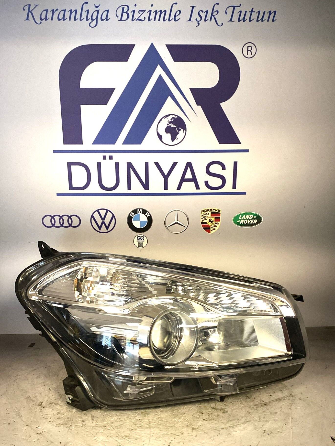 NISSAN QASHQAI J10 XENON SAG FAR 11-13 (TASIMA HATALI SIFIR) ORIJINAL CIKMA 1EL010335-26 26010BR60A 26010BR60B
