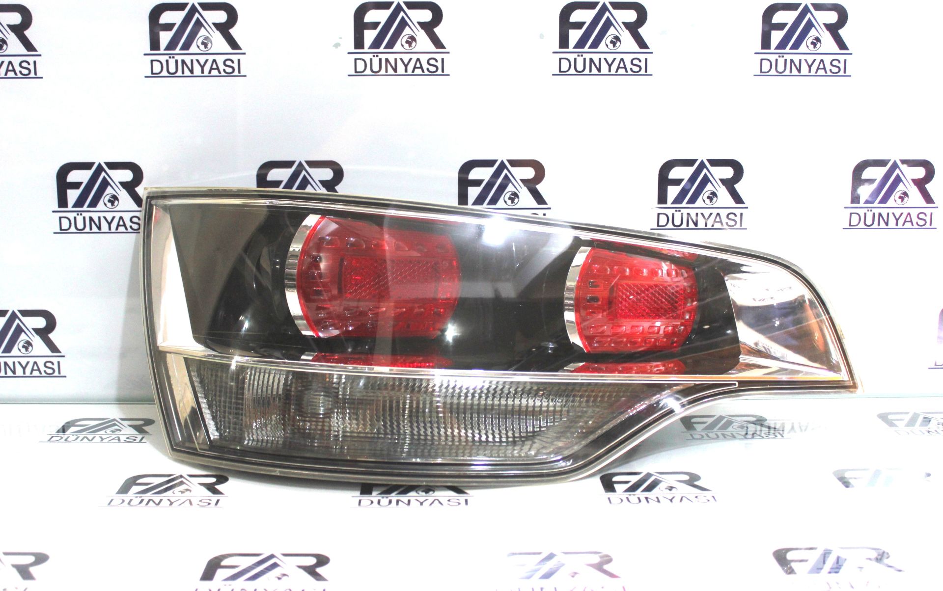 AUDI Q7 MODIFIYE SOL STOP 05-10 ORIJINAL CIKMA 4L0052101