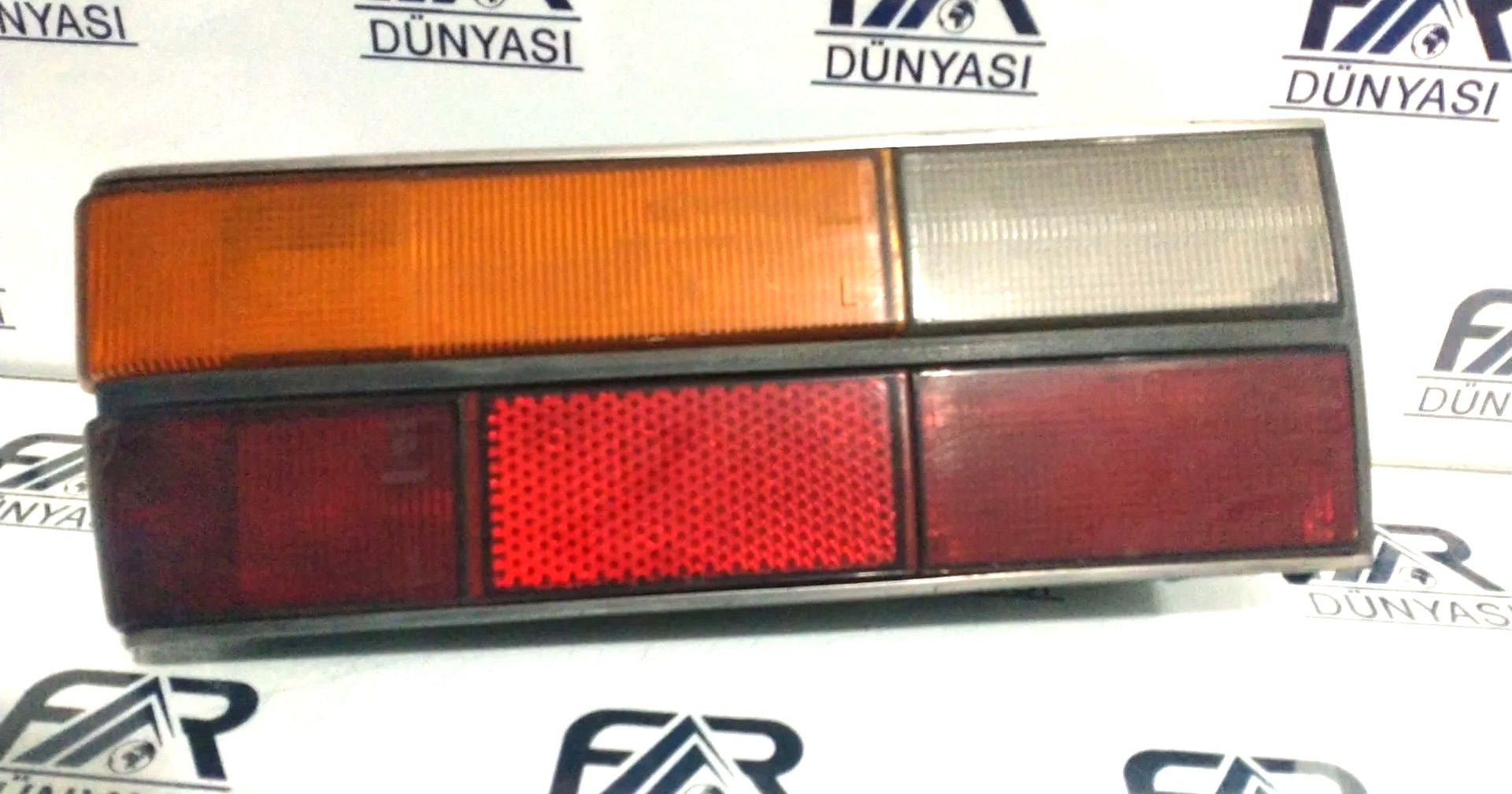 AUDI 100 C2 SOL STOP 76-82 ORIJINAL CIKMA 53264R7