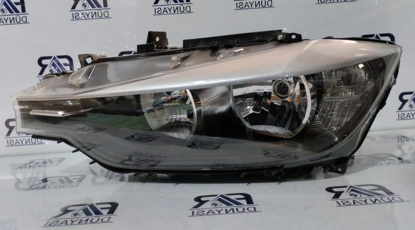 BMW 3 SERISI F30 F31 SOL FAR 11-15 ORIJINAL CIKMA 63117365595