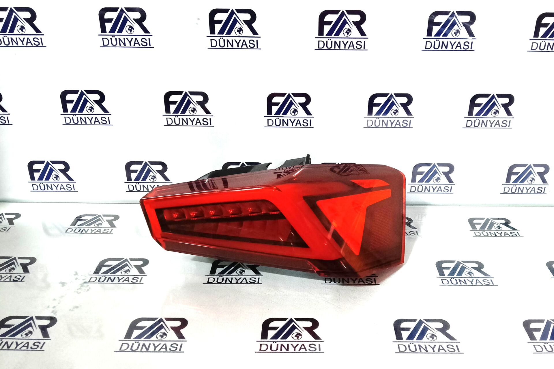 SEAT CUPRA BORN LED SAG DIS STOP 20-24 ORIJINAL CIKMA 10E945096A