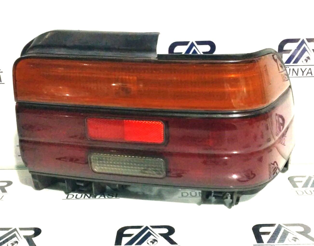 TOYOTA COROLLA SAG STOP 92-97 ORIJINAL CIKMA 815501A720