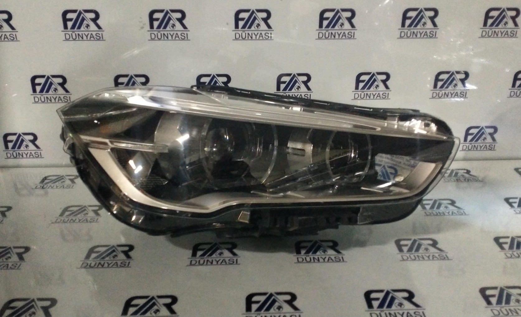 BMW X1 F48 LED SAG FAR 14-19 ORIJINAL CIKMA 63117436462