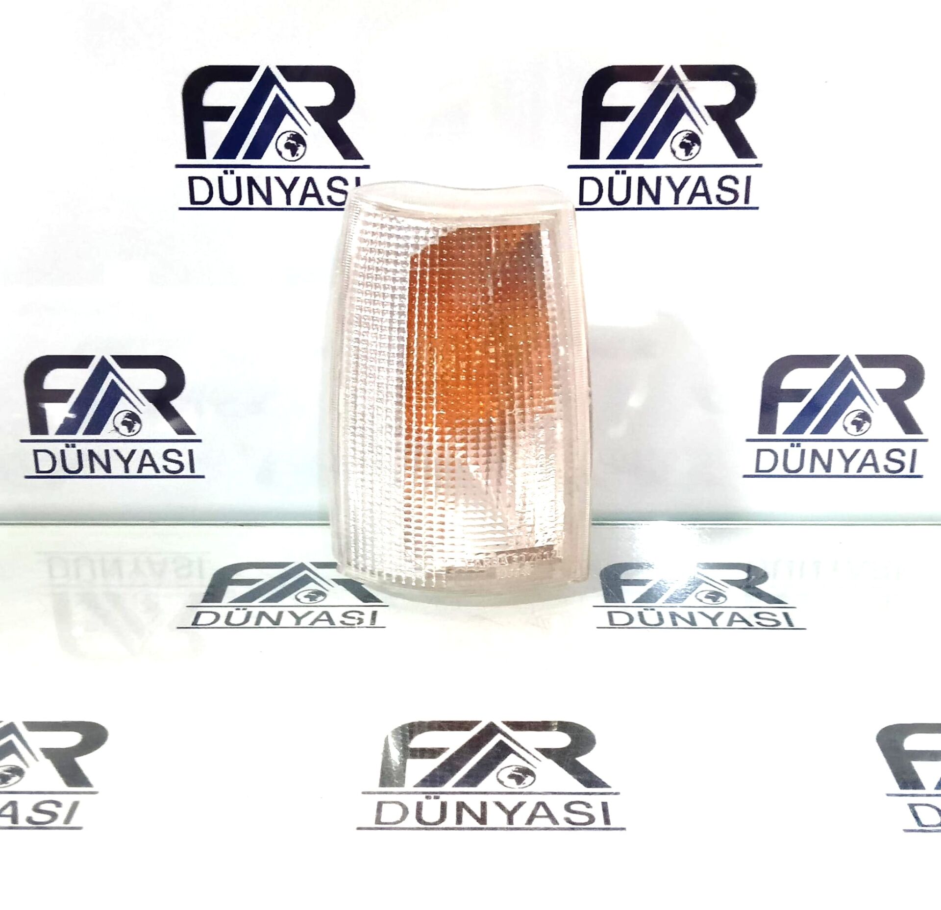 RENAULT R9 (BEYAZ) SAG SINYAL 87-93 ORIJINAL CIKMA 7702131469